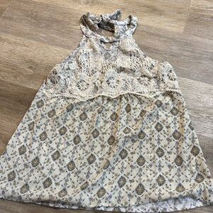 Women’s halter/shirt